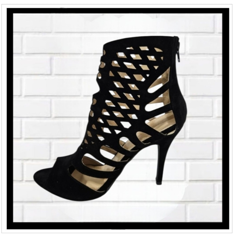 LILIANA Black Velvet Caged/Lasercut Stiletto Bootie Sz 10